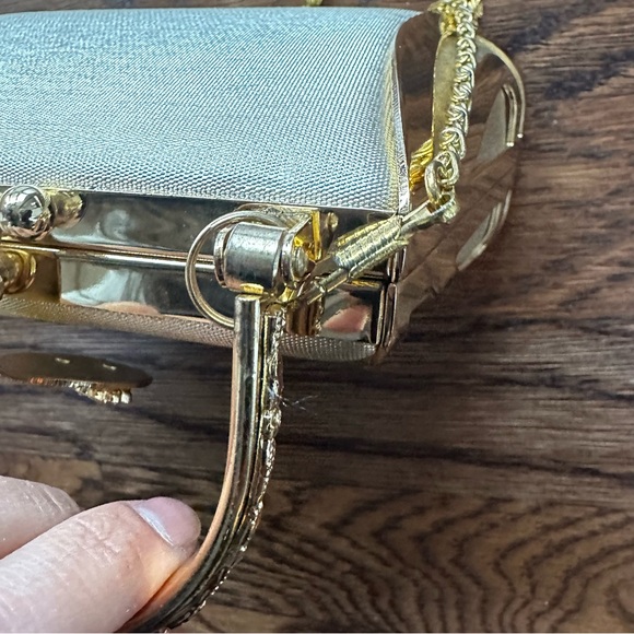 Elegant Gold prom or evening mini bag - Picture 17 of 17